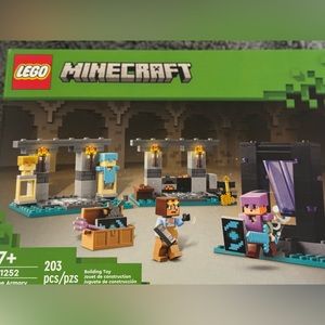 NEW-LEGO Minecraft The Armory Building Set